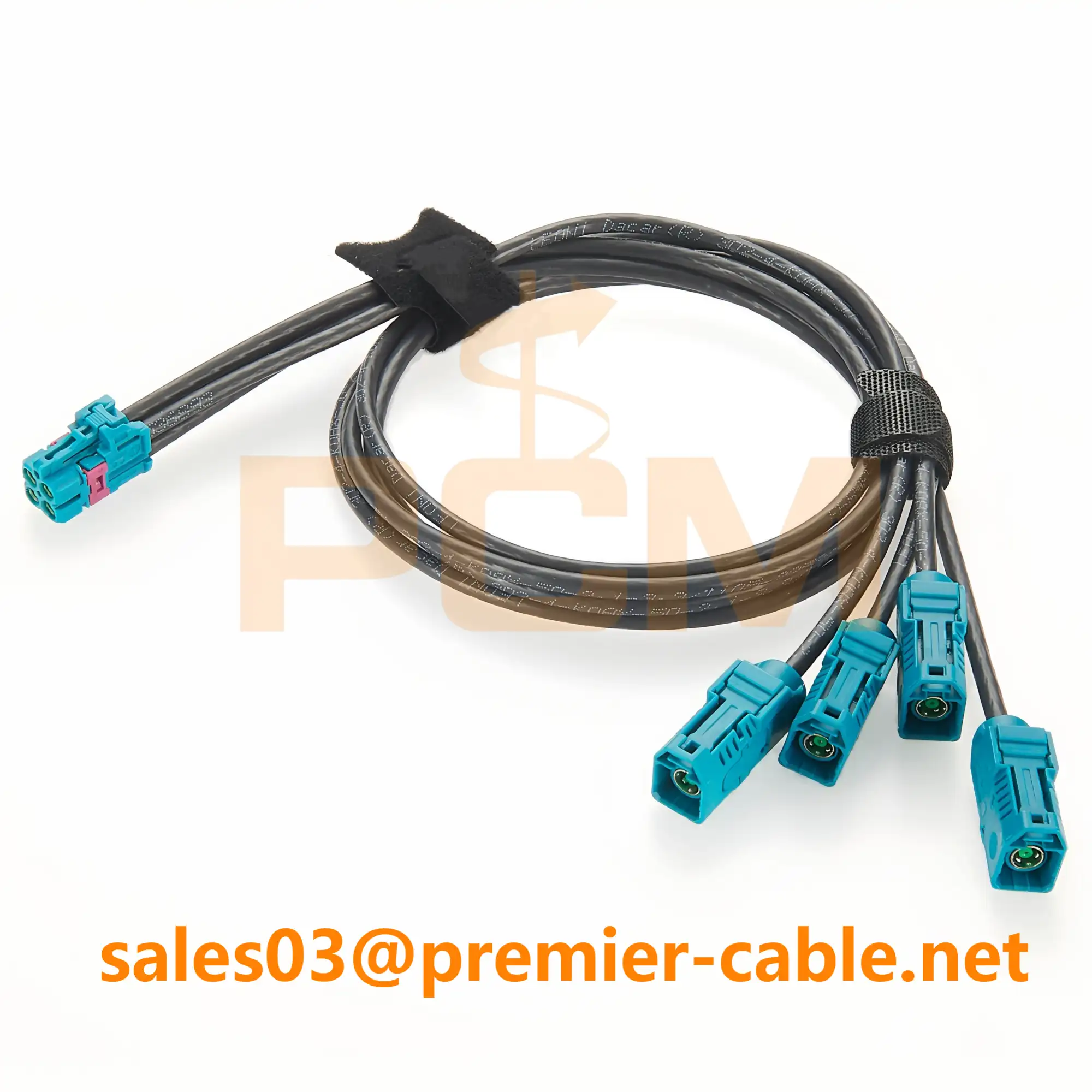4-in-1 Mini Fakra MATE-AX connector 1-2298721-9 close-up 4-in-1 Mini Fakra MATE-AX connector 1-2298721-9 close-up